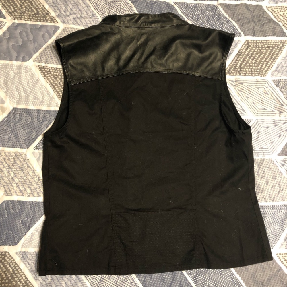 Vest - Picture 2 of 2